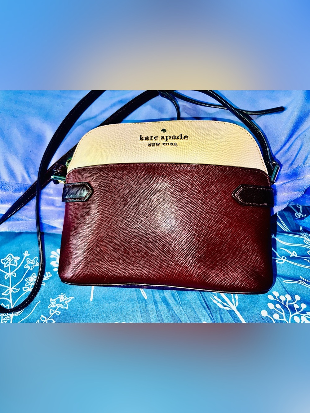 Like new! Kate Spade Station de Staci Dome Saffiano Leather Crossbody Bag - Picture 2 of 10